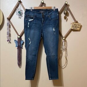 Torrid Dark Blue Cropped Jeans